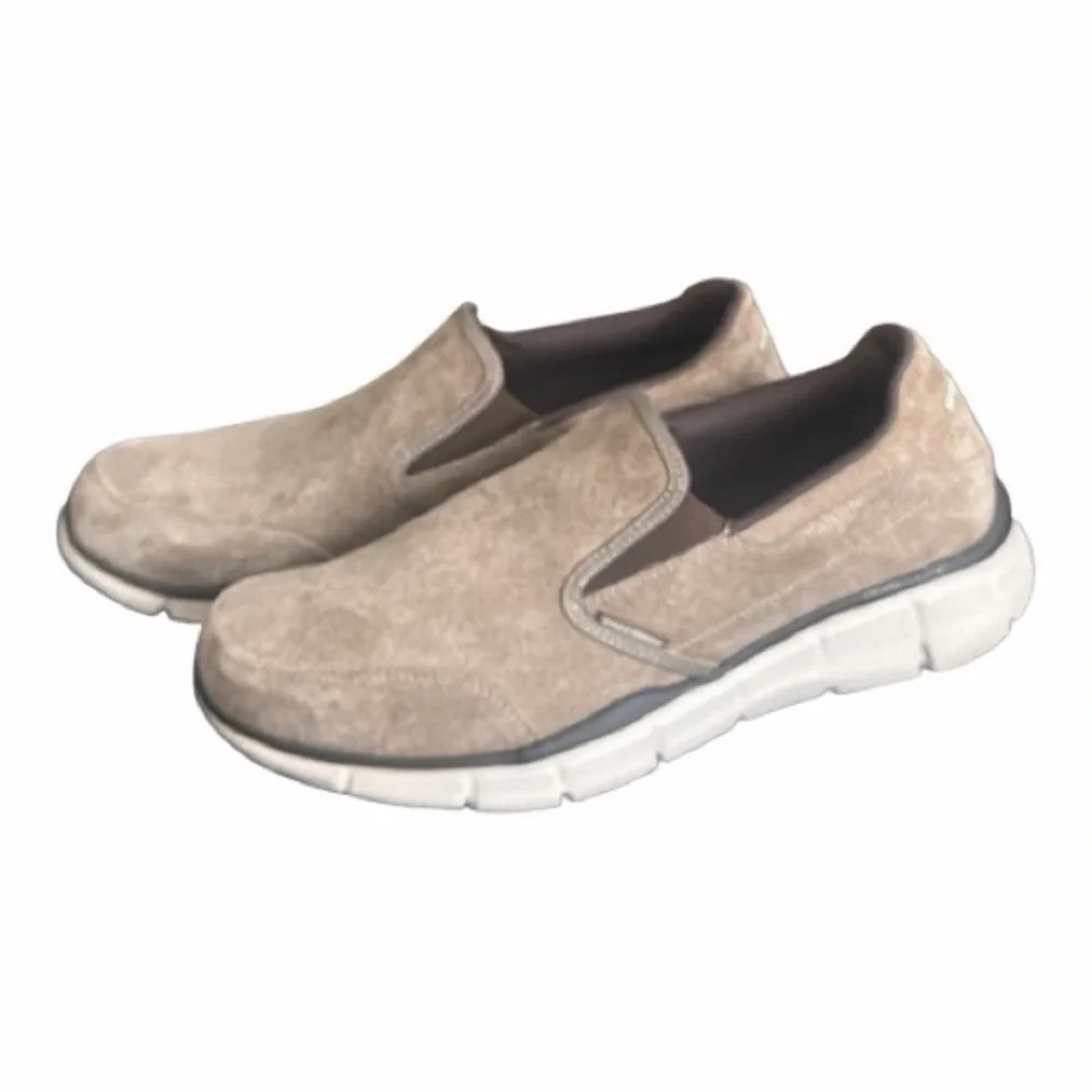 Skechers Suede Men's Beige Memory Foam Slip-On Loafers Size 12 NWOT - Picture 5 of 7